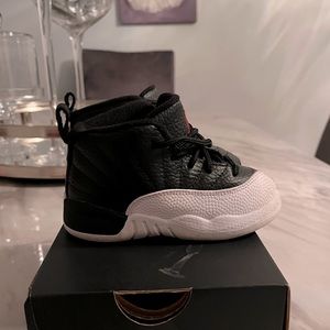 Black & white Jordan’s toddler